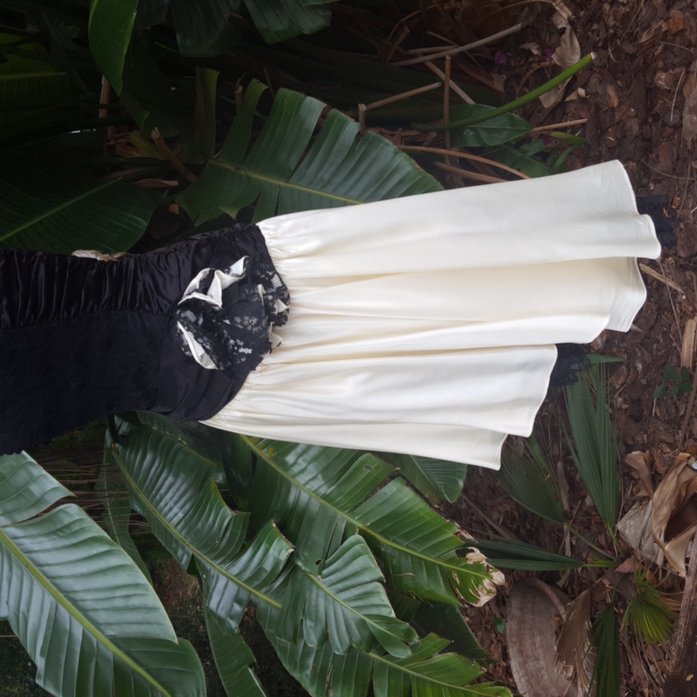 drop waist strapless corset, assymetric dress - Picture 3 of 13